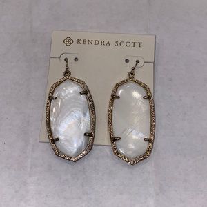 Beautiful Kendra Scott earrings